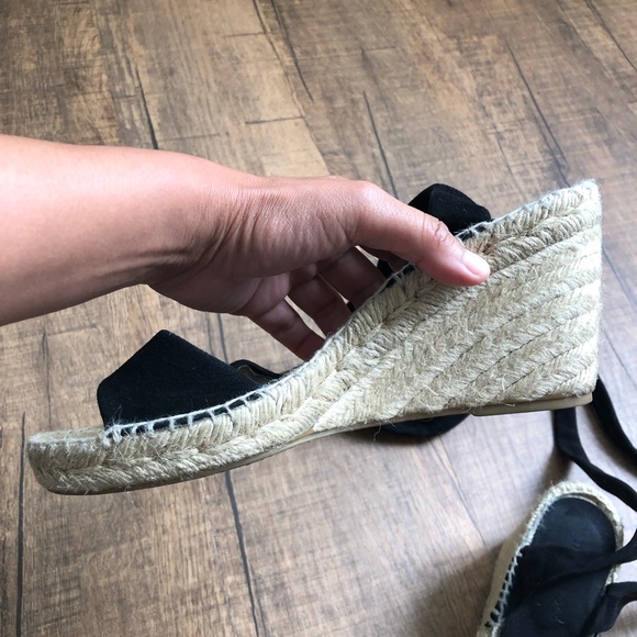 Mint&Rose Black Espadrilles! EUC. - Picture 4 of 5
